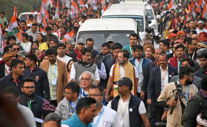 Rahul Gandhi's Yatra Stopped By Cops