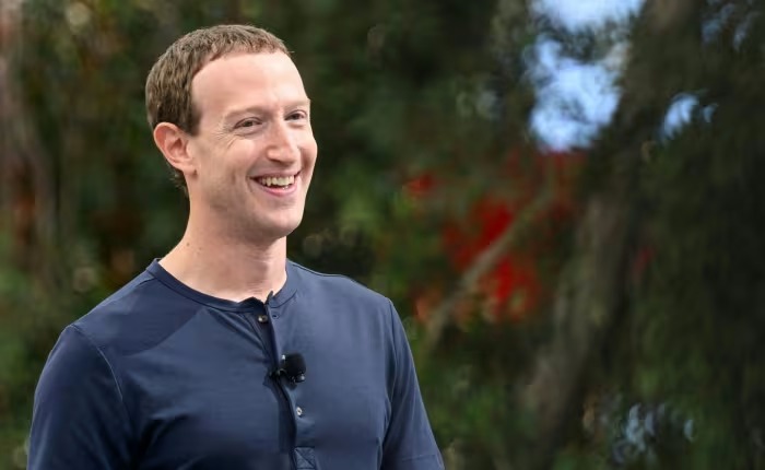 कौन हैं दुनिया के सबसे अमीर 5 लोग? Mark Zuckerberg