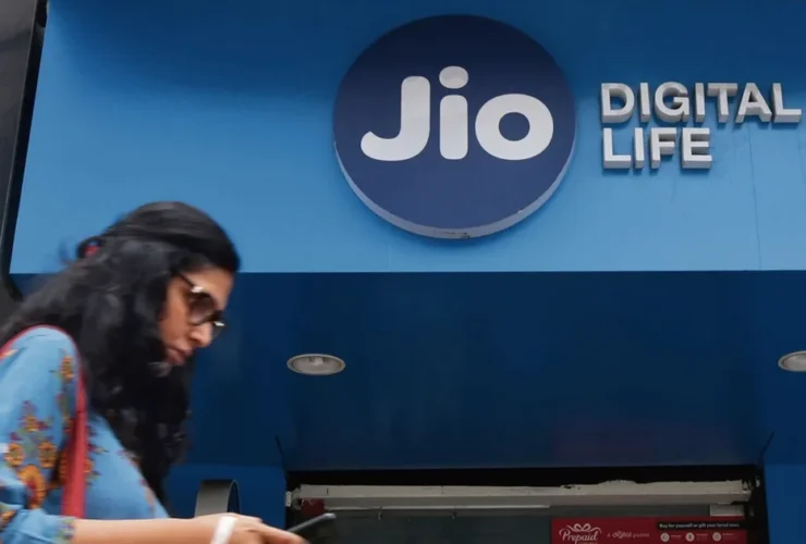 Jio का 222 रुपये वाला डेटा बूस्टर प्लान: 5 रुपये से कम में 1GB डेटा का मजा